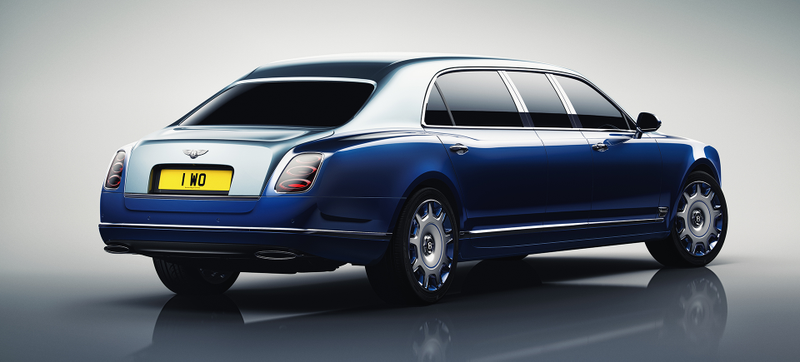 Illustration for article titled Bentley Made A Limo